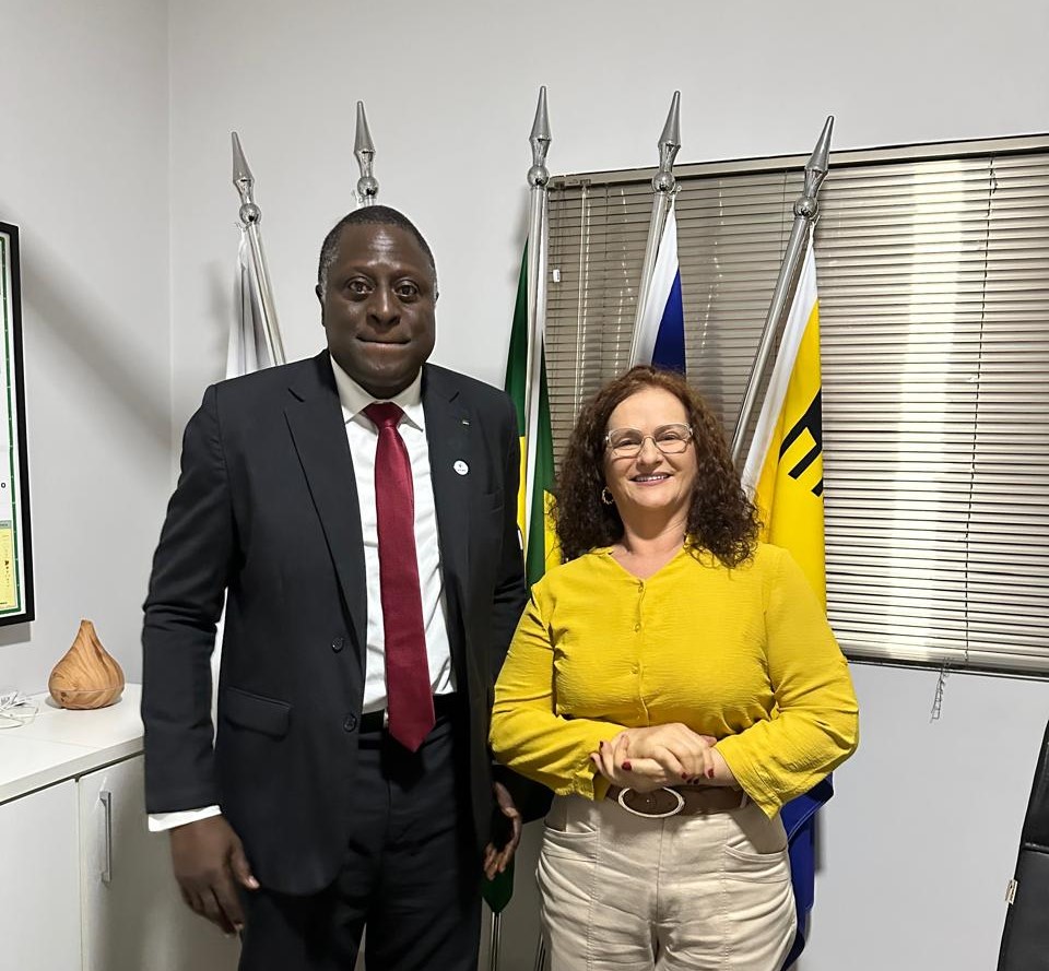 SIMERO recebe visita do deputado federal Hélio Lopes
